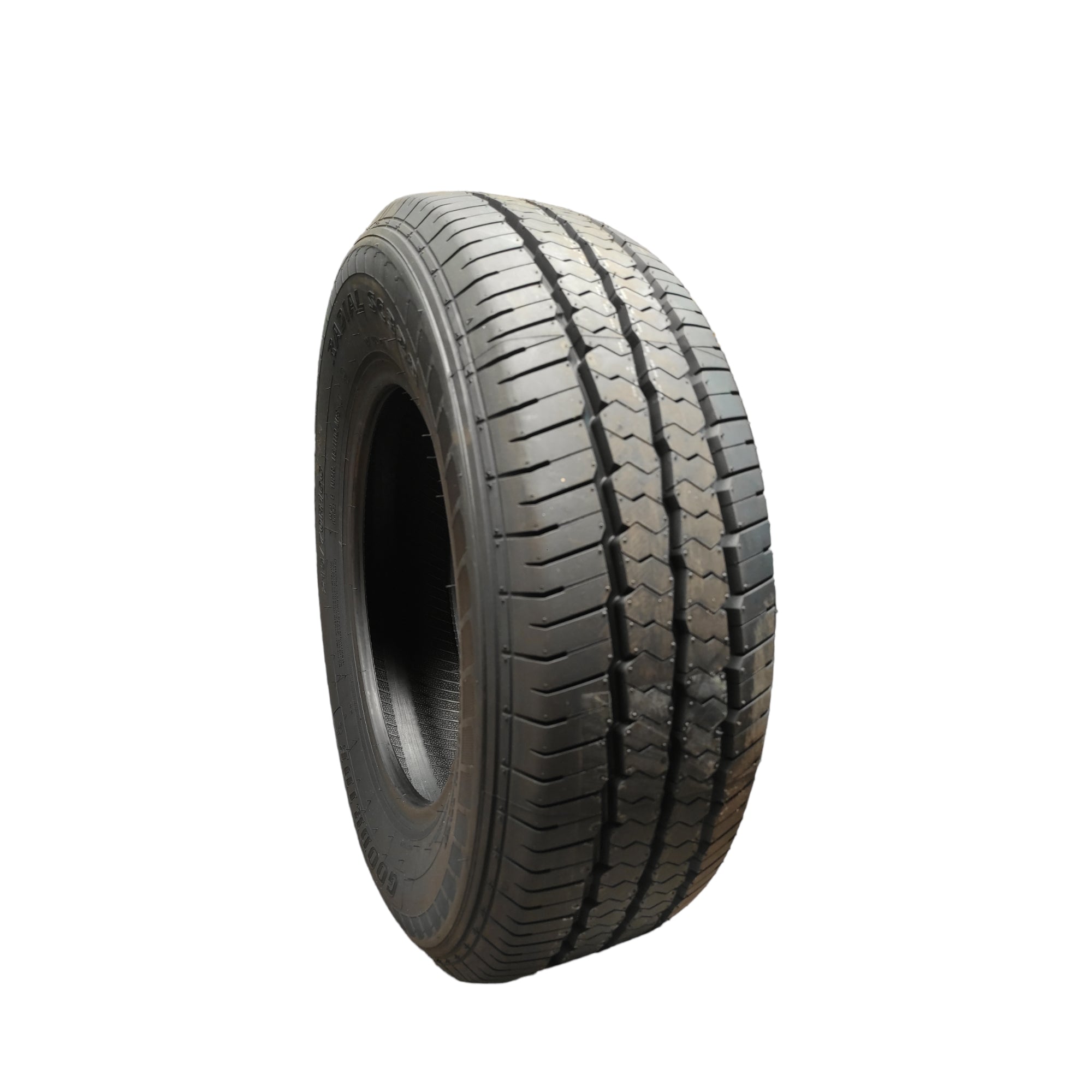 Neumático 215/70R16 Direccional SC328 10PR TL Goodride RACO