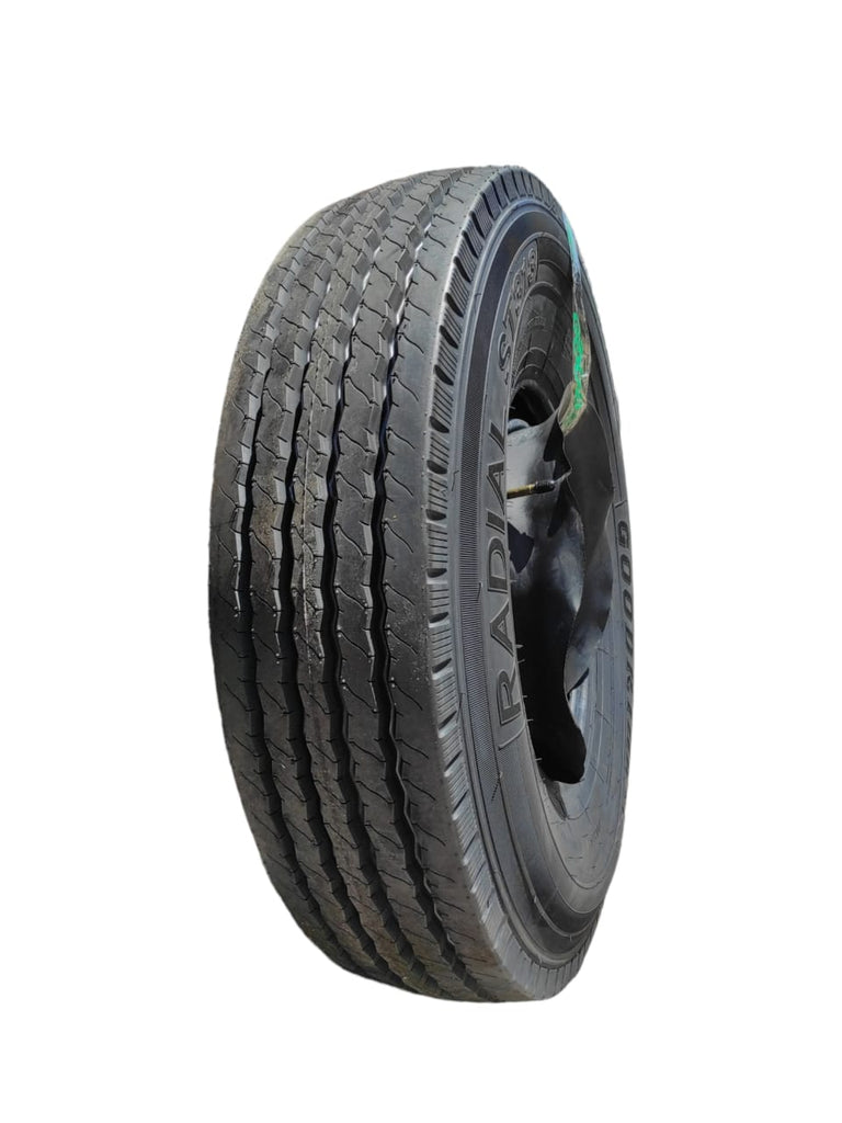 Neumático 7.00R15 Direccional ST313 10PR TT Goodride/Trazano