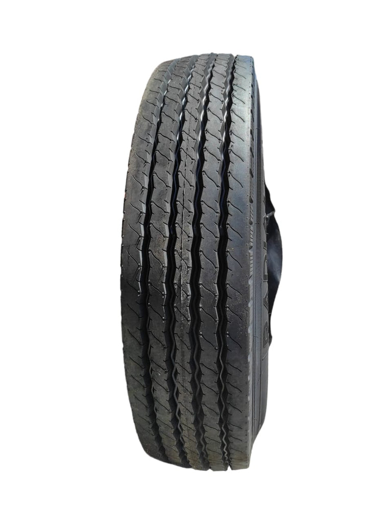 Neumático 7.00R15 Direccional ST313 10PR TT Goodride/Trazano