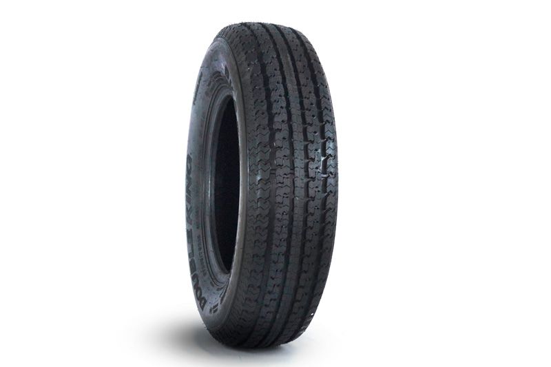 Neumático 205/75R15 Direccional DK688 8PR TL Doubleking