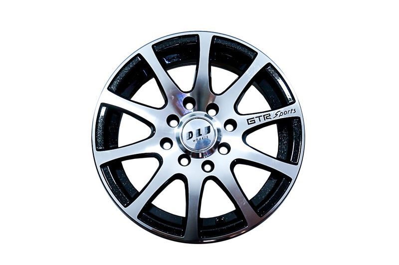 Llanta 4x100/4x114.3 5.50x13 Aleación