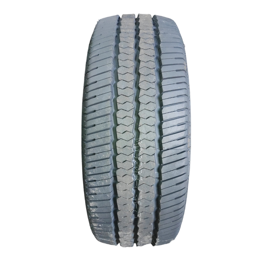 Neumático 235/65R16 Direccional SC328 8PR TL Goodride/Trazano