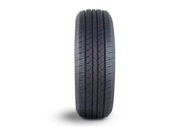Neumático 235/65R17 Direccional SU318 104H TL Goodride/Trazano