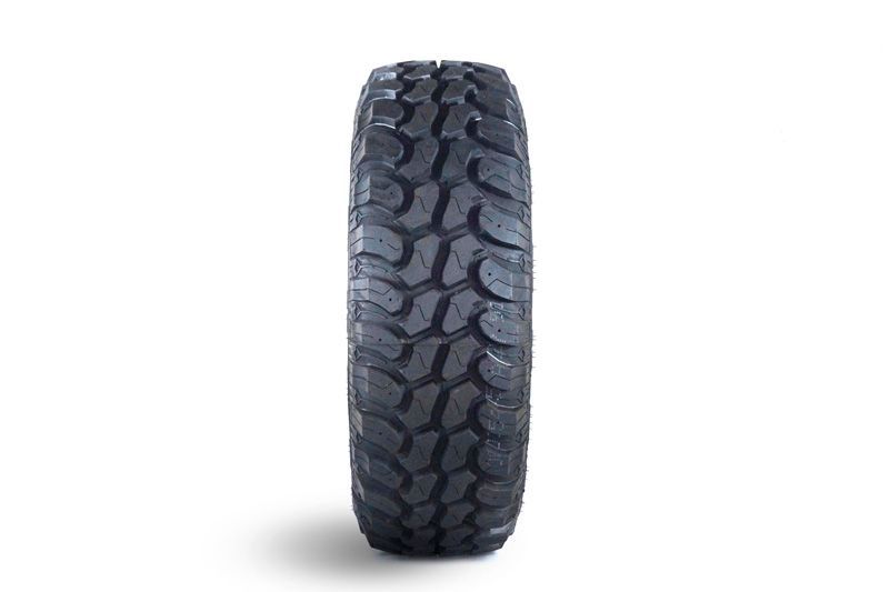 Neumático 245/75R16 Tracción SL366 10PR TL Goodride/Trazano