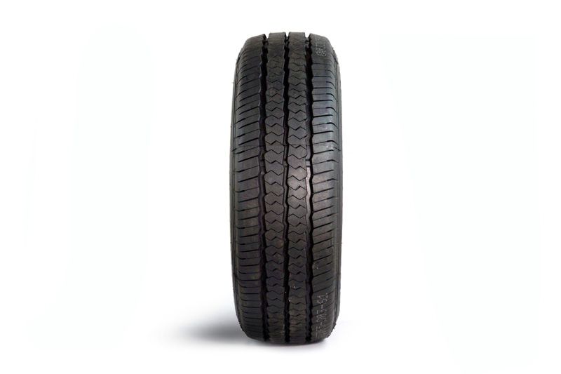 Neumático 205/70R15 Direccional SC328 8PR TL Goodride