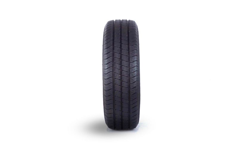 Neumático 215/60R16 Direccional SC328 8PR TL Goodride/Trazano