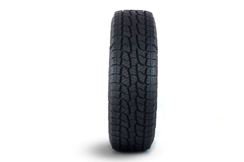 Neumático 265/75R16 Tracción SL369 116S TL Goodride/Trazano